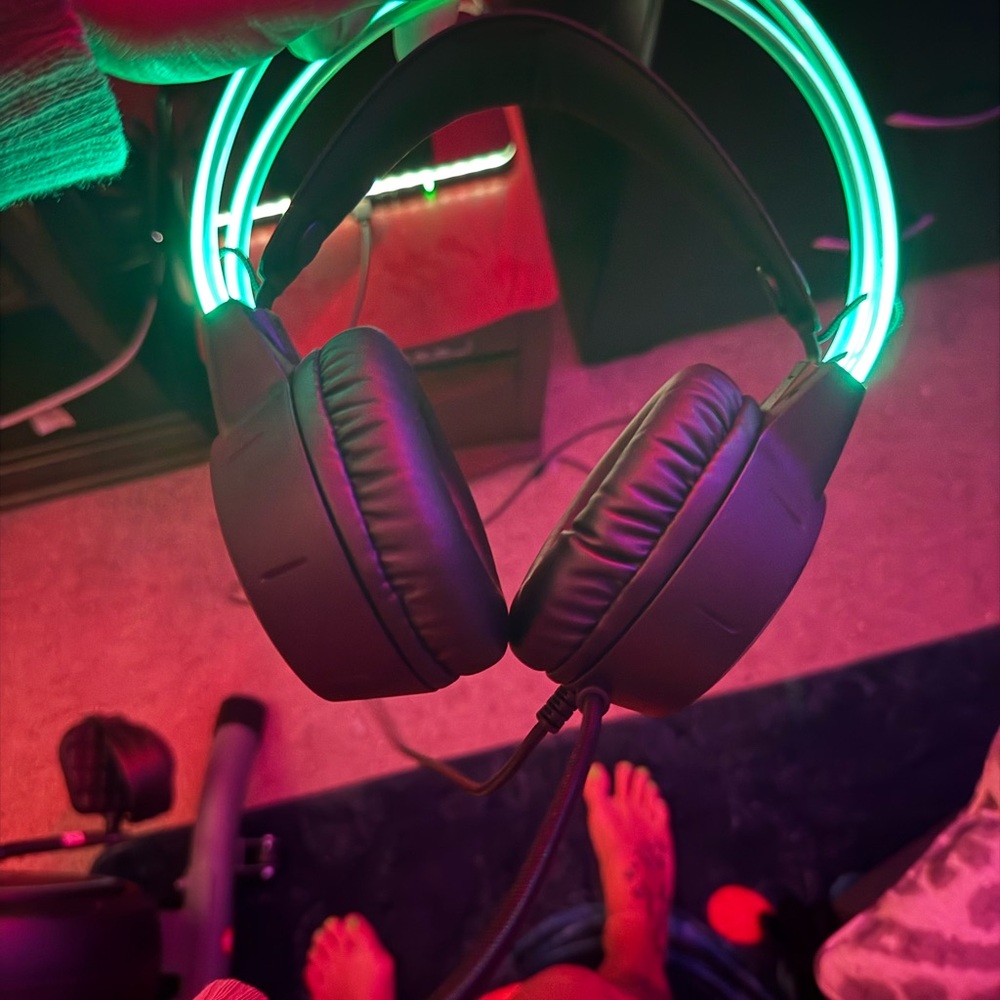 Black Gaming Headset with color changing LED